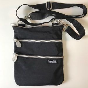 Baggallini 3 Zipper Small Crossbody Bag